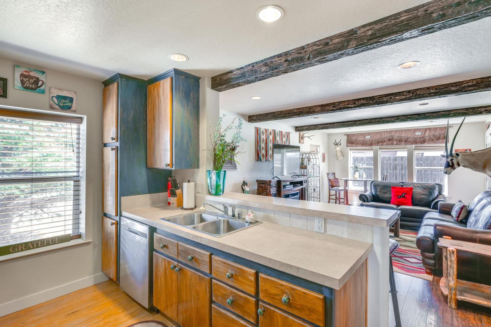 Ennis Vacation Rental With Balcony Walk To Downtown Exterior foto
